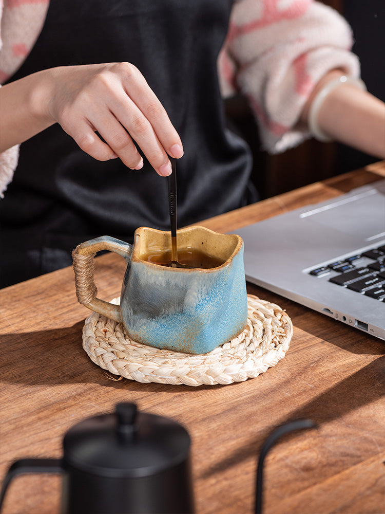 Short hand grinding cup